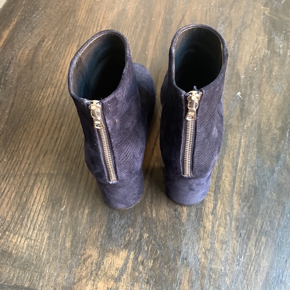 Rag and Bone boots, navy, leather lined, 2.5” block heel, size 8 - Picture 2 of 5